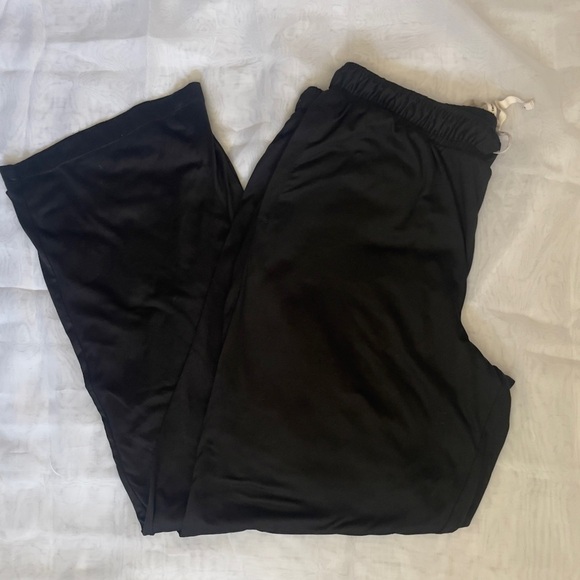 Dkny Pants - Dkny LOUNGEWEAR Black Joggers size medium
